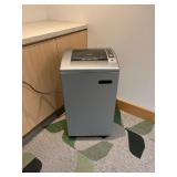 WGG734 Aurora AU2540XA Industrial Paper Shredder