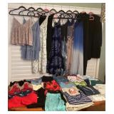 MMC200 Mystery Lot Of Young Miss Clothing 