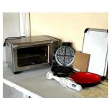 KKS016- Toaster Oven & Miscellaneous Kitchen Items 