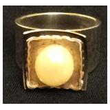 JYR014 Silpada Sterling Silver and Freshwater Pearl Ring