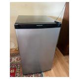 HKA033 - Frigidaire 4.4 Cu. Ft. Refrigerator
