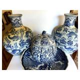 HKA049 - Beautiful Blue And White Asian Ceramics 