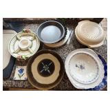HKA139 - Miscellaneous Lot of Kitchen Plates and Items 
