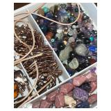 KFF006 Jewelry Making! Beading Looms, Pearls, Semi-precious Stones, And Beads
