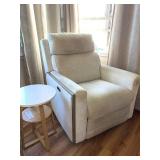 KFF016 Modern Style Power Recliner & Side Table 