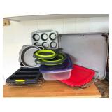 KFF048 Pyrex Dish, Caraway Ceramic Coated Pan, & Kitchen Items 