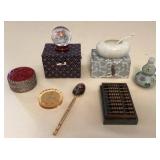 MES084 Chinese Collectibles 