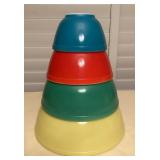 MES158 Set Of Four Primary Colors Vintage Pyrex Nesting Mixing Bowls
