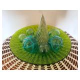 SAT027 - Green Glass Centerpiece bowl w/ Glass fishing balls 