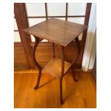 SAT046 - Vintage two-tier parlor table