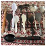 SAT183 - 12pc Spoon & Rice paddle Bundle