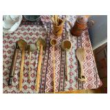 SAT193 - Assorted Wooden Kitchen Goods
