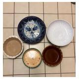 SAT221 - Ceramic & Stoneware dishes
