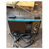 SAT234 - Leotec LT-2009 11-Band Radio