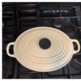 SAT235 - Beige Le Creuset Dutch Oven