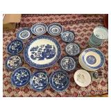 SAT262- China Set of Bowls and Plates