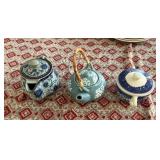 SAT293 - 3 Teapots