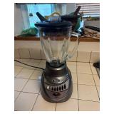SAT294 - Oster Blender