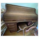 SAT368 - Vintage Solid Wood Roll-Top Desk With Swivel Chair 