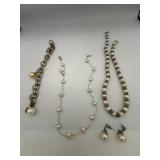 SAT483 - Collection of Pearl Jewelry