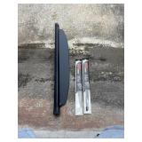 SAT539 - Universal Retractable SUV Cargo Cover + 2 NEW Bosch 21" Wipers