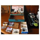 PPM125 Vintage Texol Farrington Jewelry Box and Fashion Jewelry