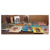 PPM166 Another Large Lot of Vintage Vinyl - Records - All Genres