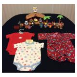JYR021 Fisher Price Little People Christmas Story Set & Onesies