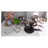 FKC019 Large Lot of Cookware and Kitchenware