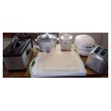 MLE088 Useful Kitchen Appliances & Cutting Boards