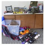 MLE238 Vintage Electric Trains, G.I. Joe, Diecast Cars & Much More