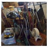 MLE269 Miscellaneous Household Cleaning Items and More