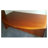 PCSS030 Fantastic Looking Mayline Executive Desk.