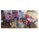 VUT002 Awesome Toys Lot