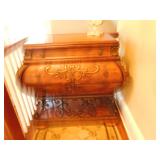 Bombay chest