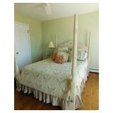 Four post queen Bed by Lexington 