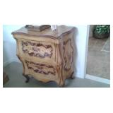 Bombay chest