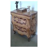 Bombay chest