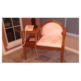 gossip chair