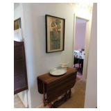 Drop leaf table