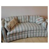 sofa/loveseat
