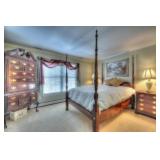 (4) post bed with Thomasville bedroom furniture