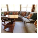 Lift top coffee table