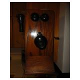 Oak crank wall phone
