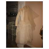 1950s wedding dress