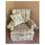 channelback club chair