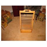 WOOD MAGAZINE RACK