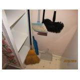 BROOM, DUSTER