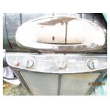 GAS GRILL