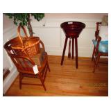 WOOD SALAD BOWL ON STAND